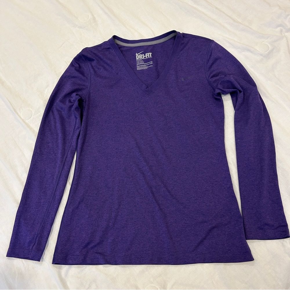 Nike Dri Fit women's Tees Blue V-Neck Long Sleeve Shirt Size Small